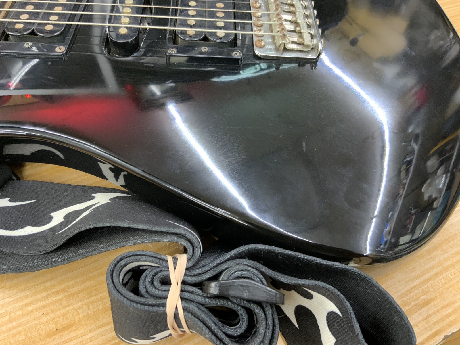Yamaha RGS-121 Electric Guitar BLACK