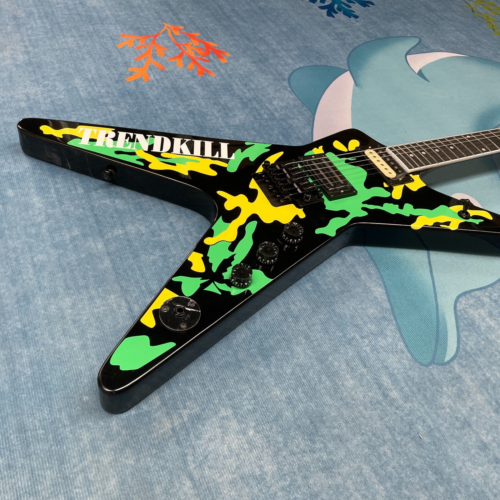 Custom Dimebag Washburn Trendkill CF Electric Guitar 6 strings Skull Body HH