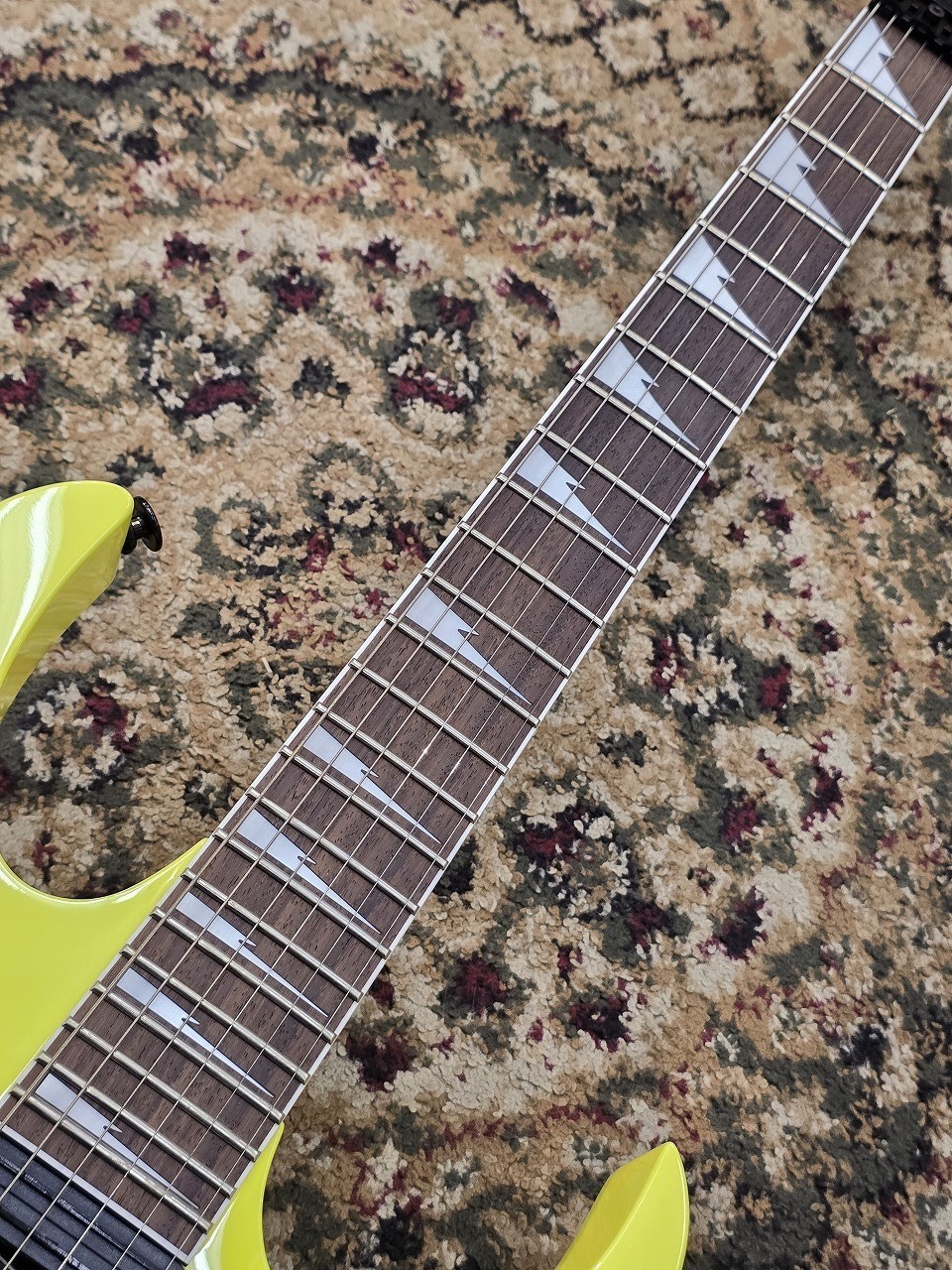 Ibanez / Made In Japan Genesis Collection RG565R – DY (Desert Sun Yellow)