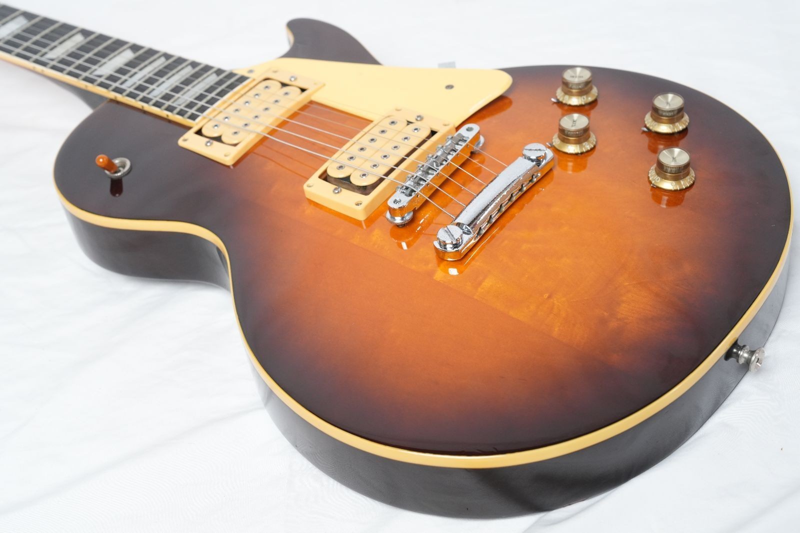 YAMAHA SL-700S Studio Lord Sunburst Made in Japan LP Type Solid Electric Guitar