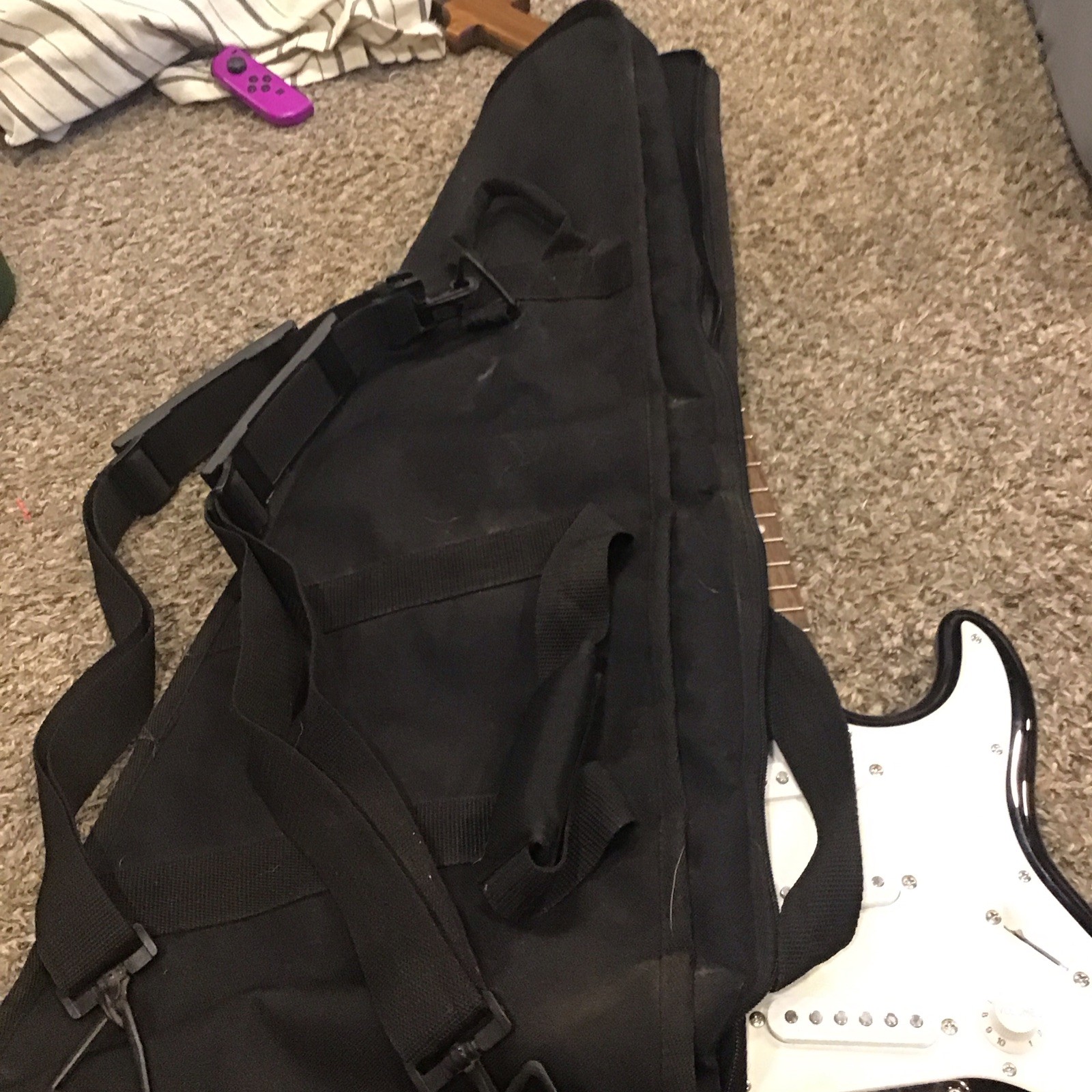 fender squier mini electric guitar, works