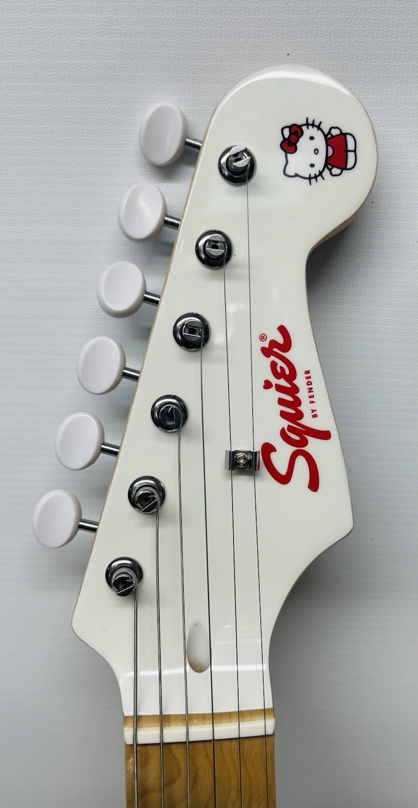 New Squier x Hello Kitty Stratocaster Electric Guitar – White W/ Gig Bag Free SH