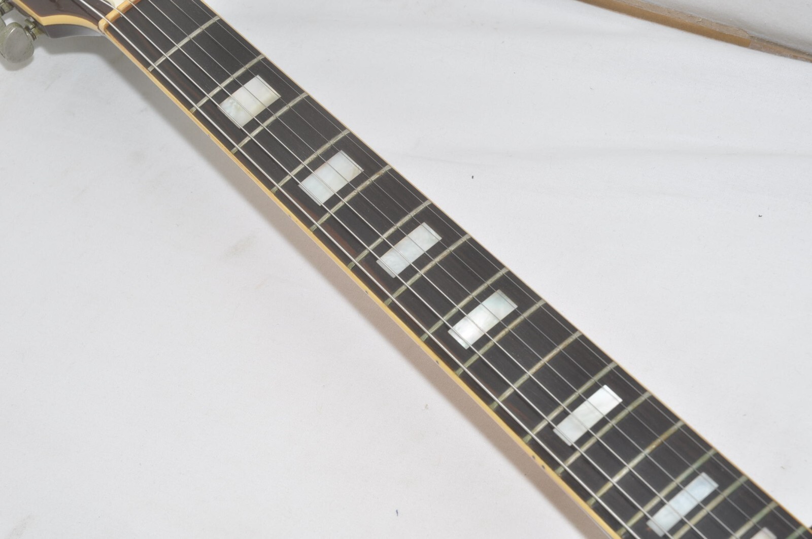 Guyatone Marroly with case 6J0929C-G2 Electric Guitar RefNo 6536