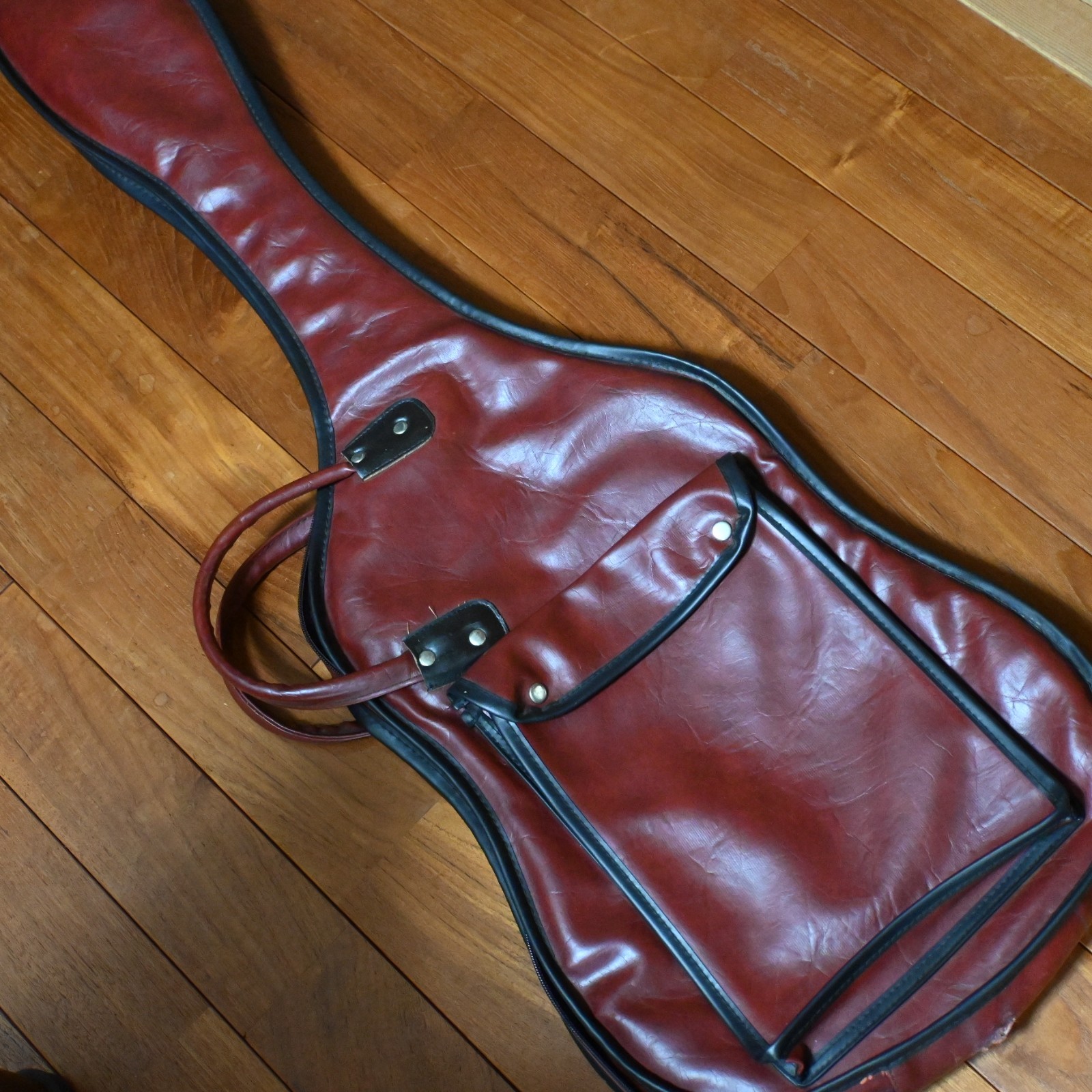 1982 Vintage YAMAHA SG1500 Persimmon Red + Genuine Yamaha Soft Case (G292)