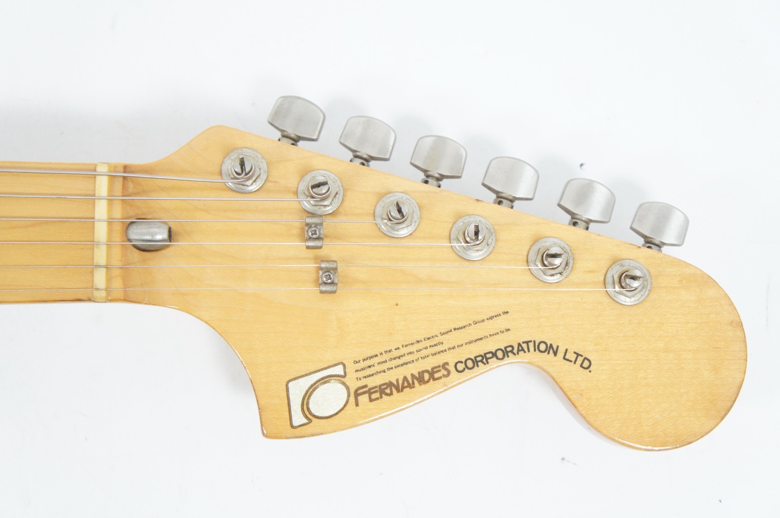 Fernandes FST-70 Vintage Stratocaster 1979 Sunburst Stone Logo Ash Body