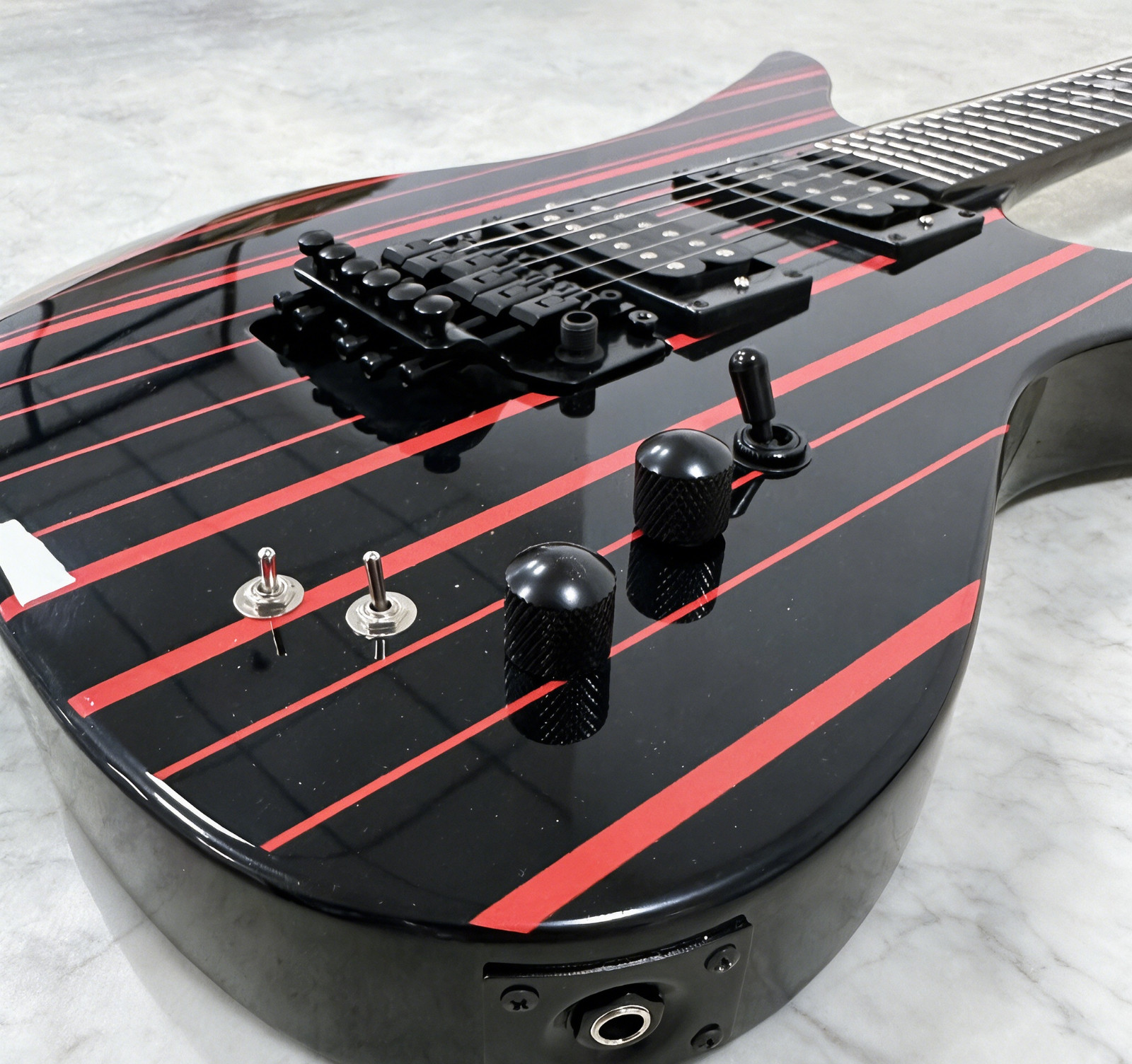 Black Red Striped Synyster Gates Style Electric Guitar HH Pickups Floyd Rose