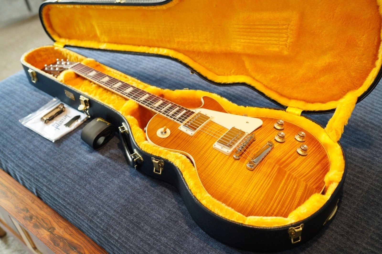 2025 Gibson Les Paul Standard ’60s Custom Shop AAA Top