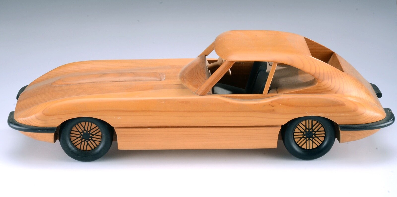 Samick Musical Instrument 1969 Jaguar E-Coupe 4.2 Wooden Model – RARE! LIMITED!