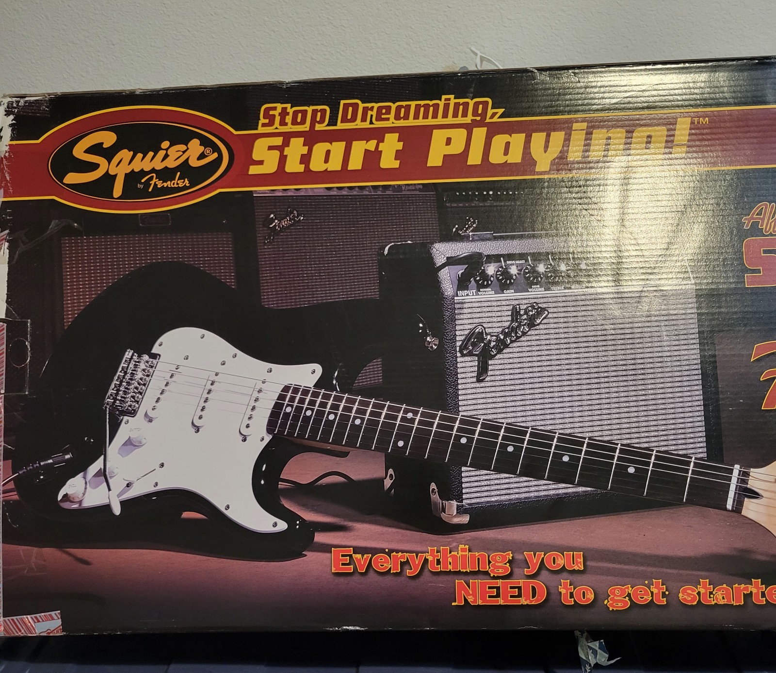 Fender Squier Affinity Series Strat Frontman 15 Watt Guitar Amp Stand & Manual
