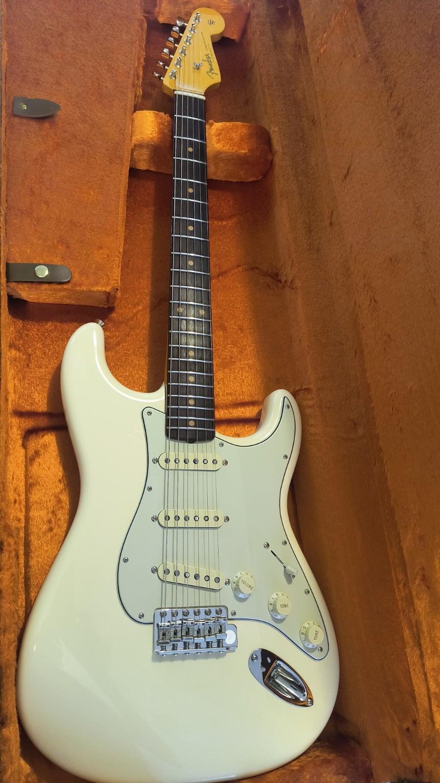 Fender American Vintage II 1961 Stratocaster Electric Guitar – Olympic White