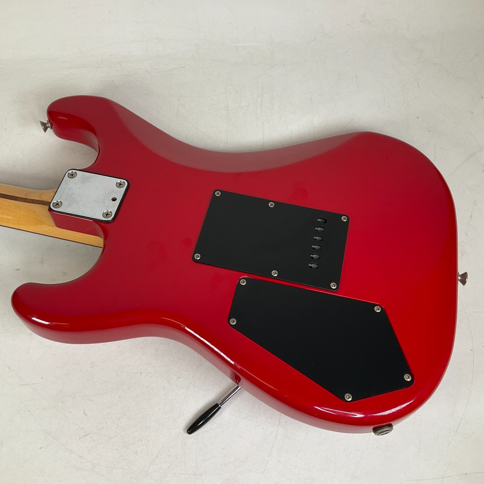 Vintage 1986 Squier Contemporary Fender Stratocaster Electric Guitar Red Japan