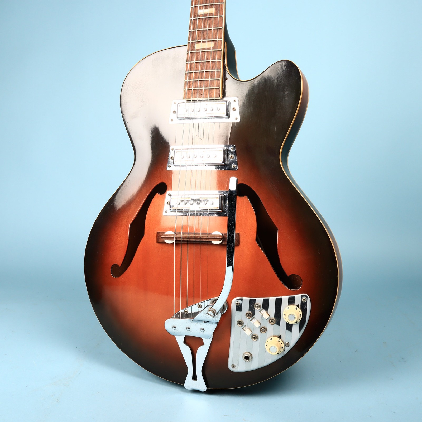 ’60s Decca Teisco Hollowbody Sunburst 3 Pickup DMI 502 Electric Guitar