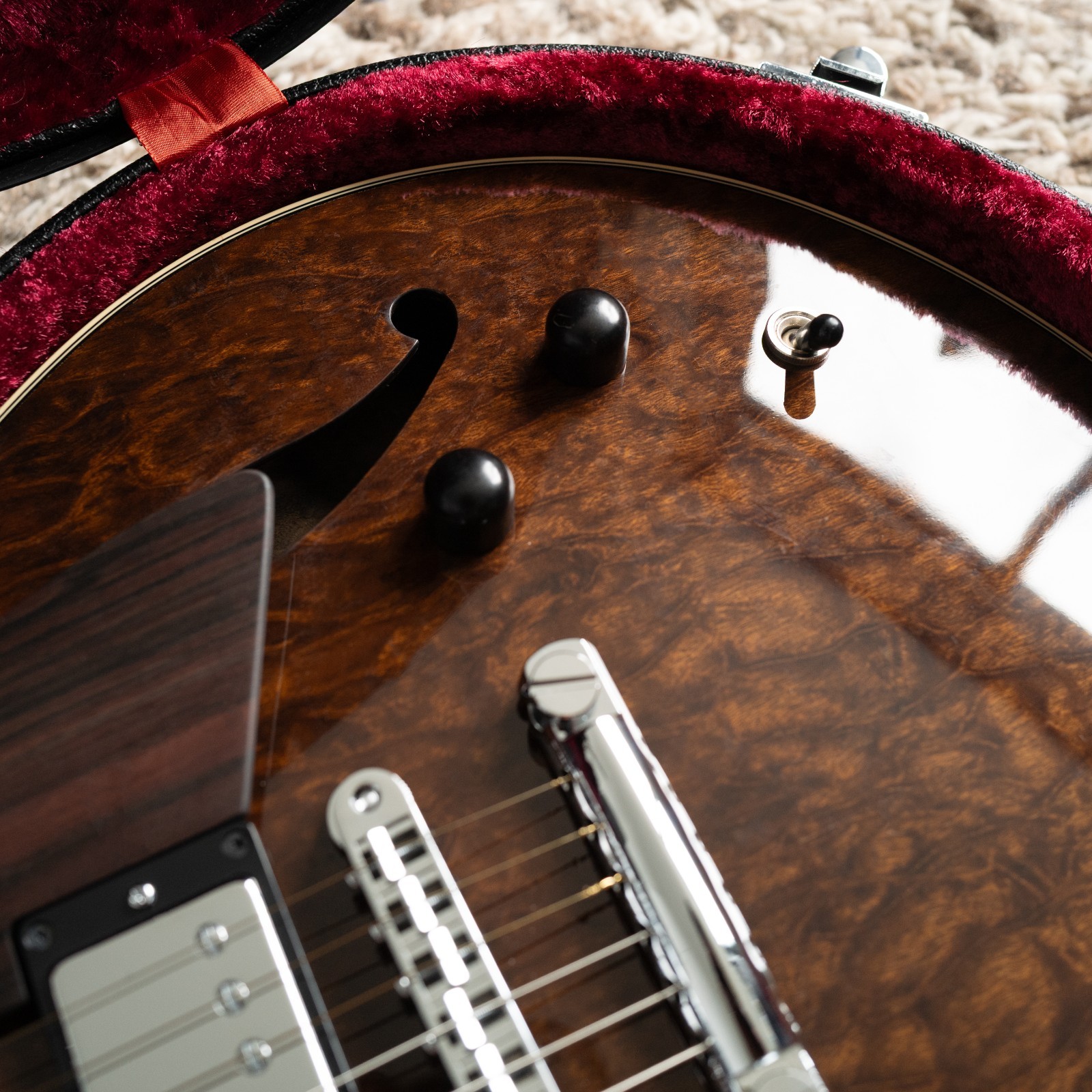 🤎 Kikuchi JS15 Semi-Hollow Guitar (Sadowsky) – Imbuia Burl (’25 Limited Model)