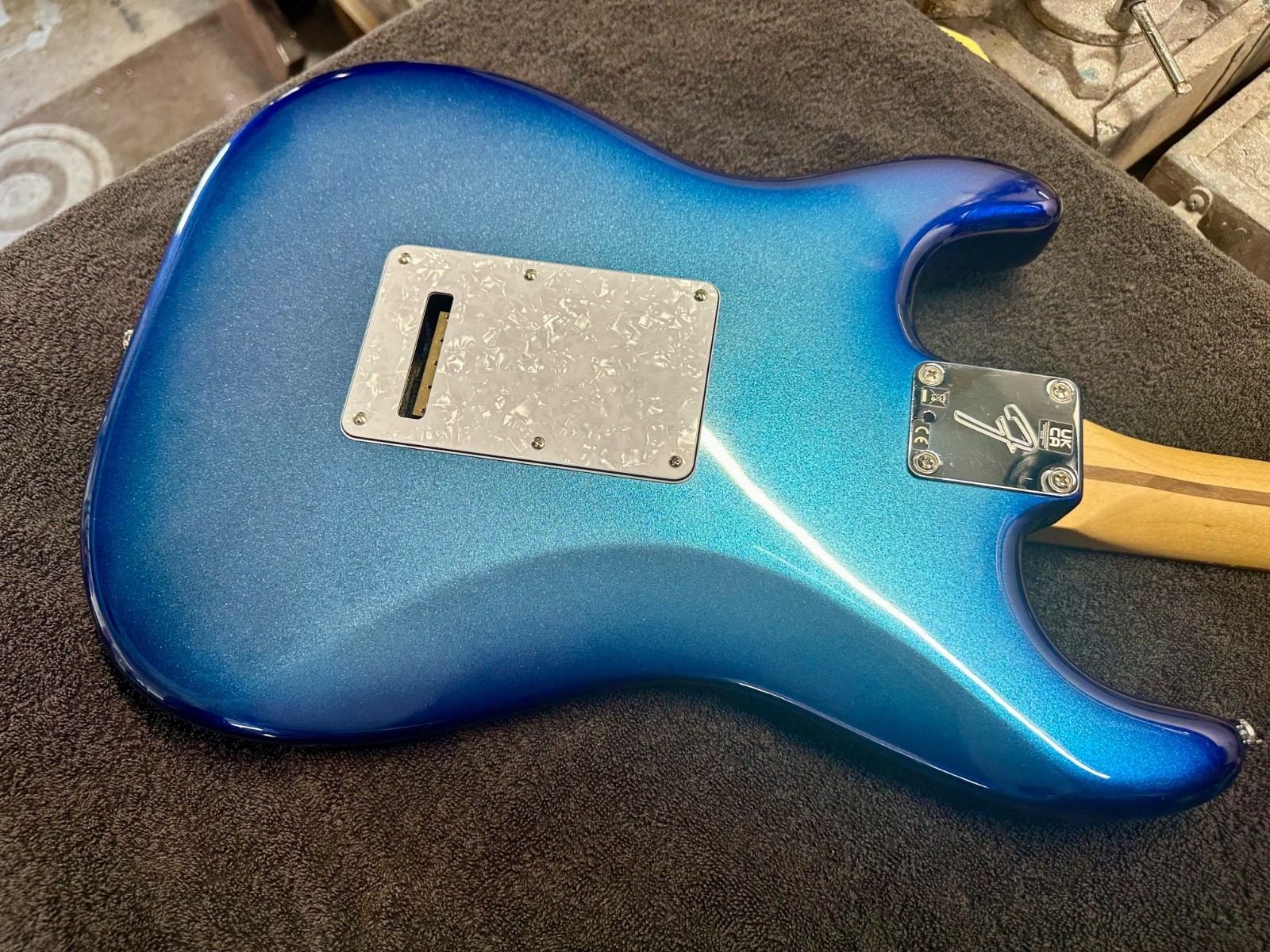 Fender Player Stratocaster Floyd Rose HSS Custom Pear Flake Super Strat finish