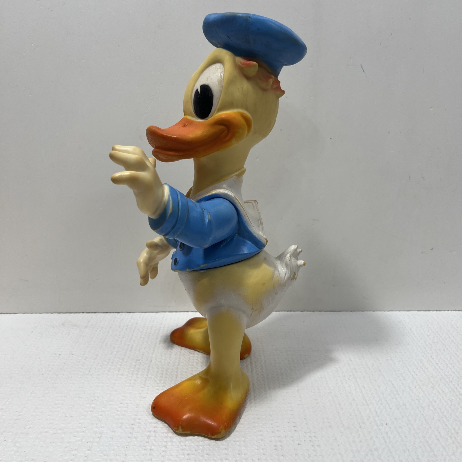 VINTAGE Disney Donald Duck Squeak Toy Large 10” LEDRAPLASTIC LEDRA 1962 Rare