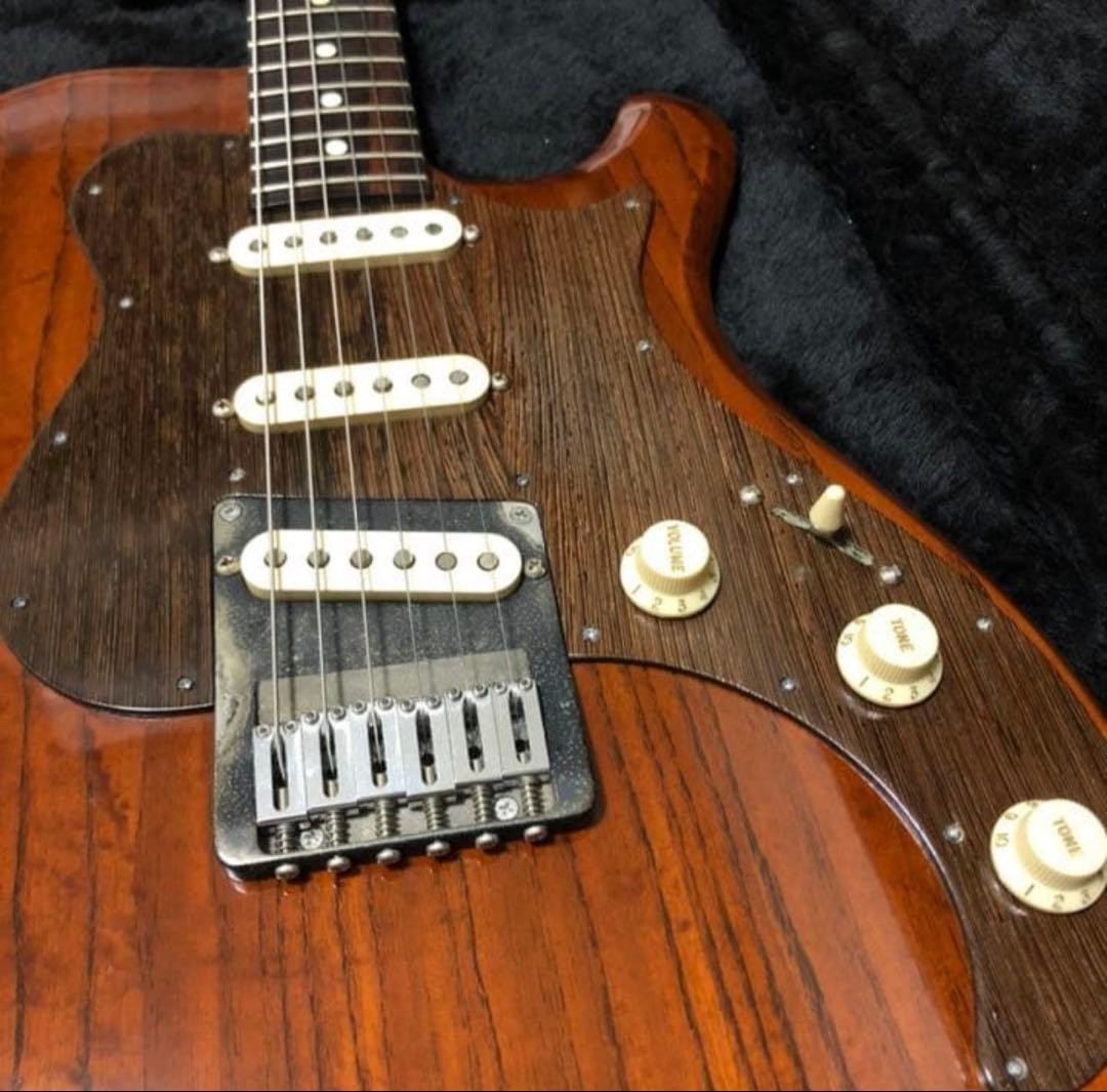 Knaggs Guitars Choptank Walnut No.MG2210