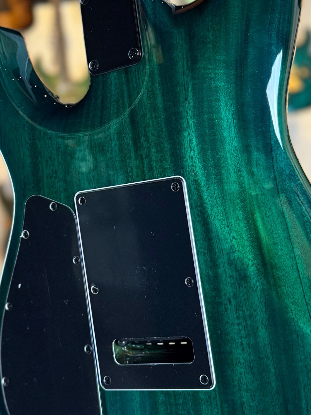 James Tyler Guitars Studio Elite HDX – Spalted Maple Transparent Teal Burst