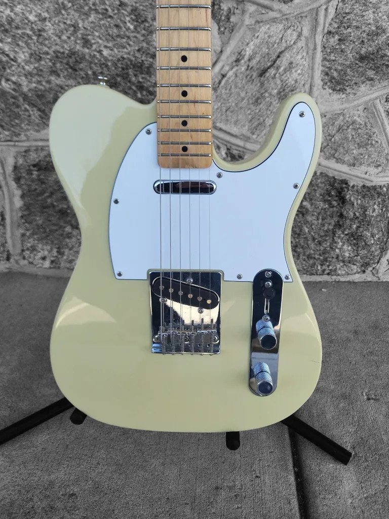 Squier Standard Telecaster, Maple Neck, Vintage Blonde, 1999-2000
