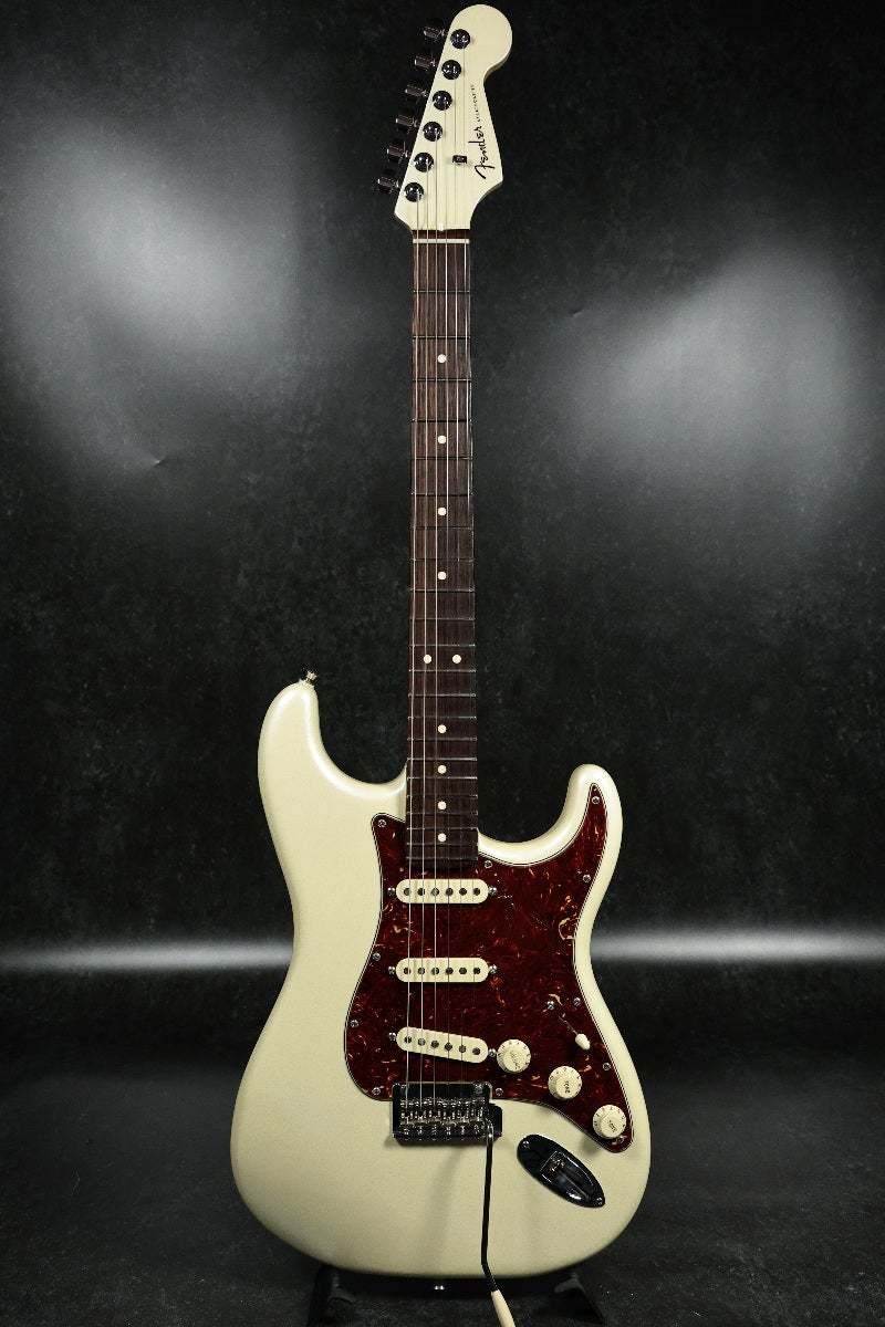 Fender American Showcase Stratocaster Olympic Pearl 2021 Used Electric Guitar