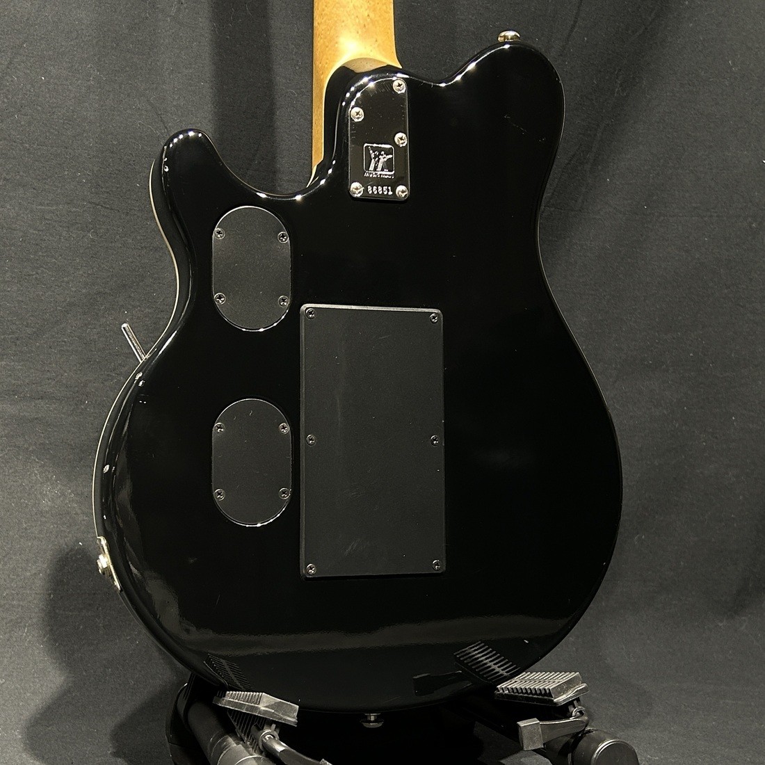 Music MAN EVH Signature QMT Gold Translucent 3.4 KG Used Electric Guitar
