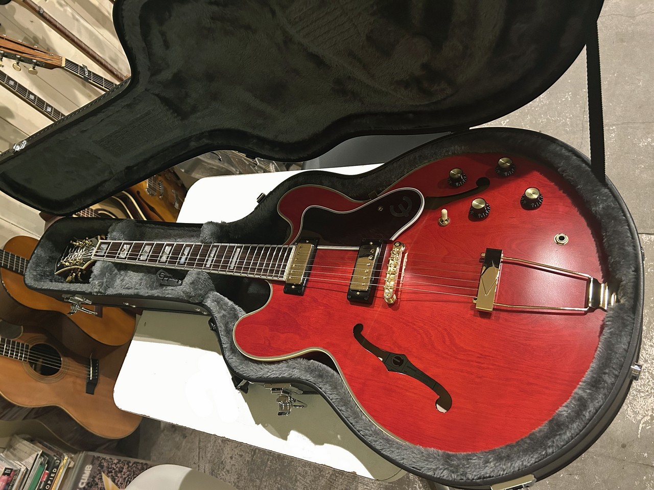Epiphone Epiphone Masterbilt GEM Archer Sheraton Cherry RED Used Electric [AUTH]
