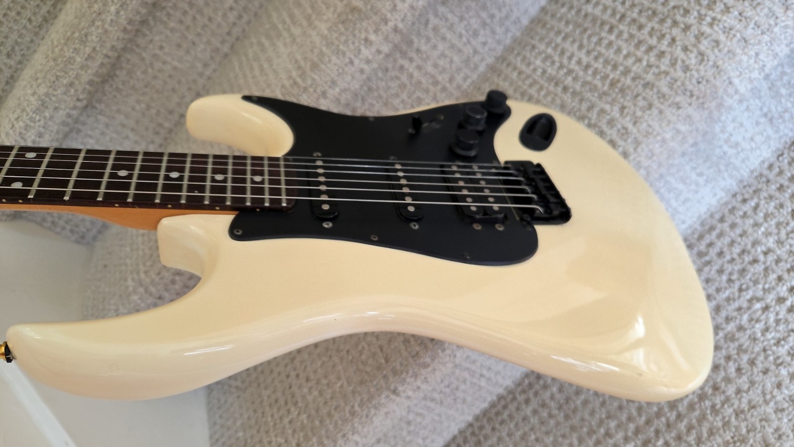 Dixon XL Excel Series, VG+ electric guitar