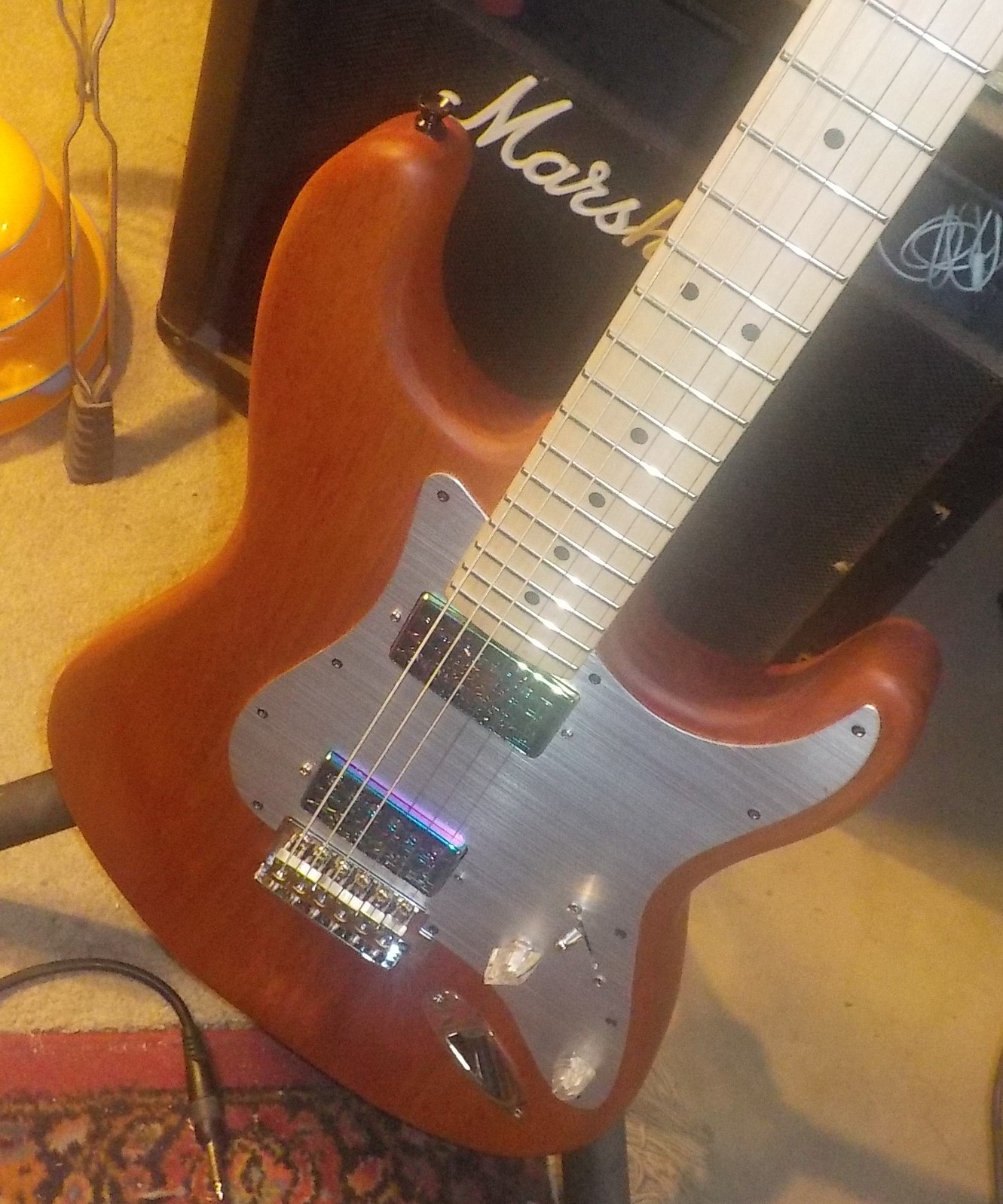 Bright Stratstyle Guitar With Style & Playability! Tone To The Bone!