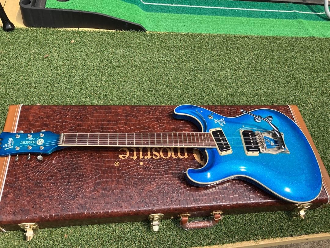 Mosrite No-Key Model Electric Guitar Blue Lame USA Hard Case Included