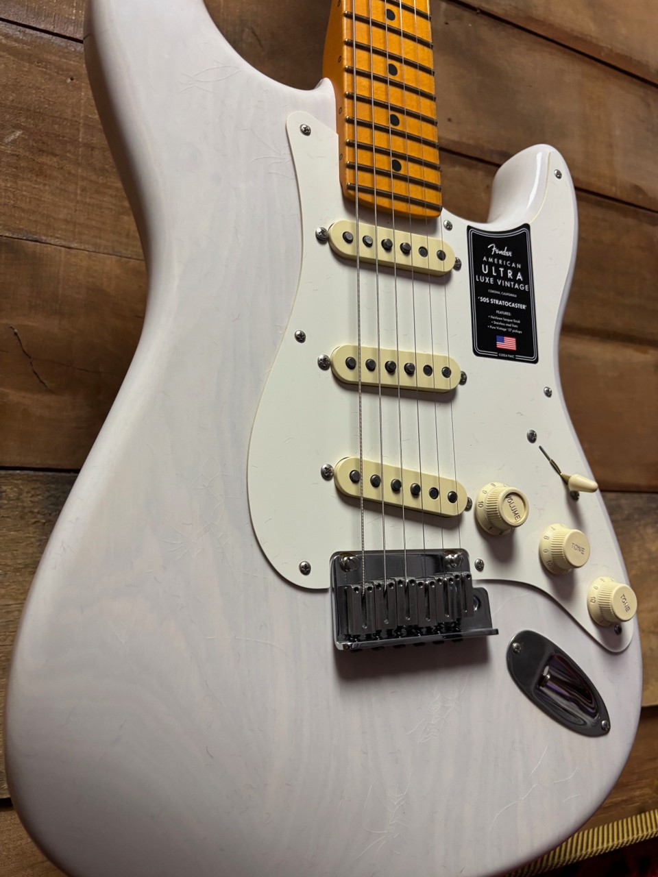 Fender American Ultra Luxe Vintage 50’s Strat MB White Blonde w/case