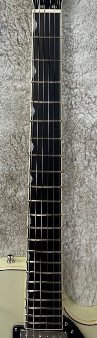Gretsch Electromatic Premier Solid Body Jet, Ebony Fretboard, Vintage Pearl Fini