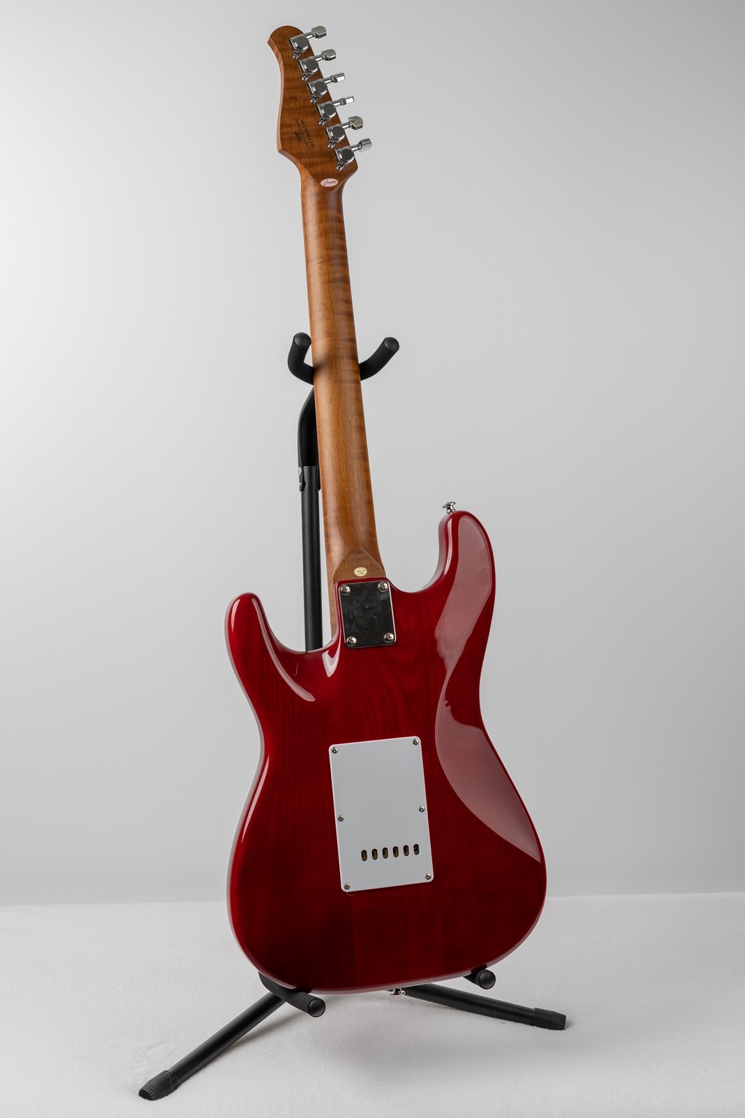 Firefly FFST 2025 – Cherry Sunburst W/ Roasted Flame Maple Neck