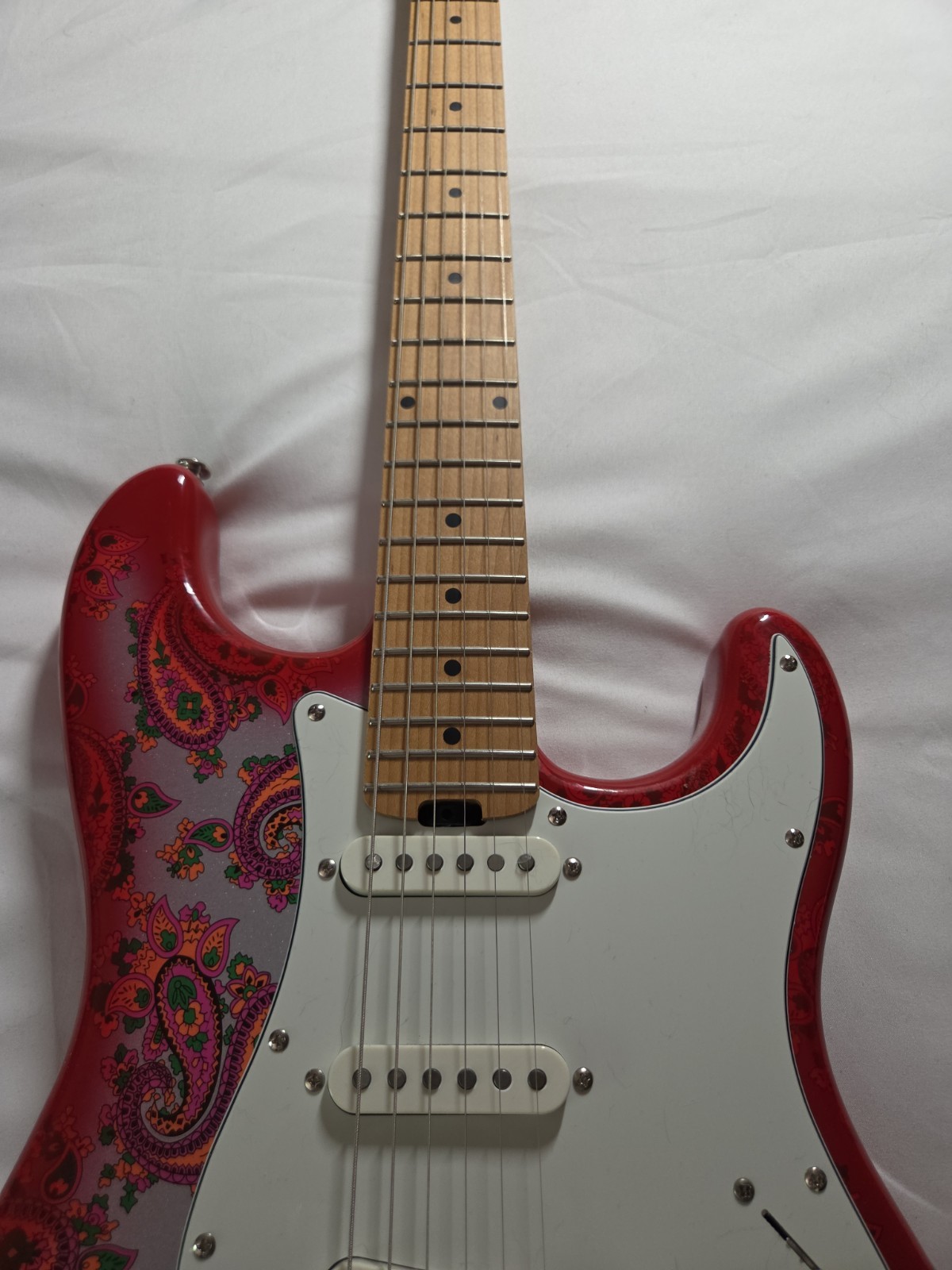 Firefly Strat Red Paisley ST Electric Guitar FFST Red Stratocaster Body fender