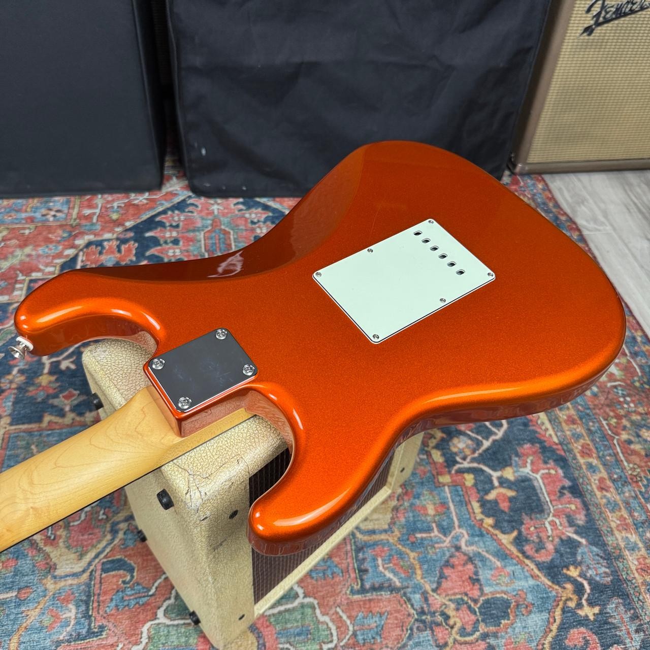 *Video* Fender Hybrid 60’s Stratocaster w/USA Vintage Pickups Candy Tangerine –