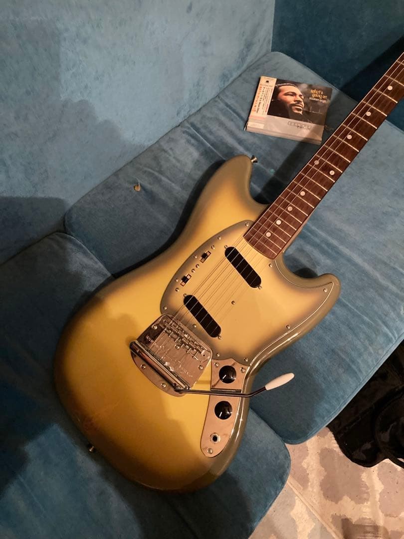Super rare!! FenderJapan rare Antigua Mustang exquisite valuable model!!