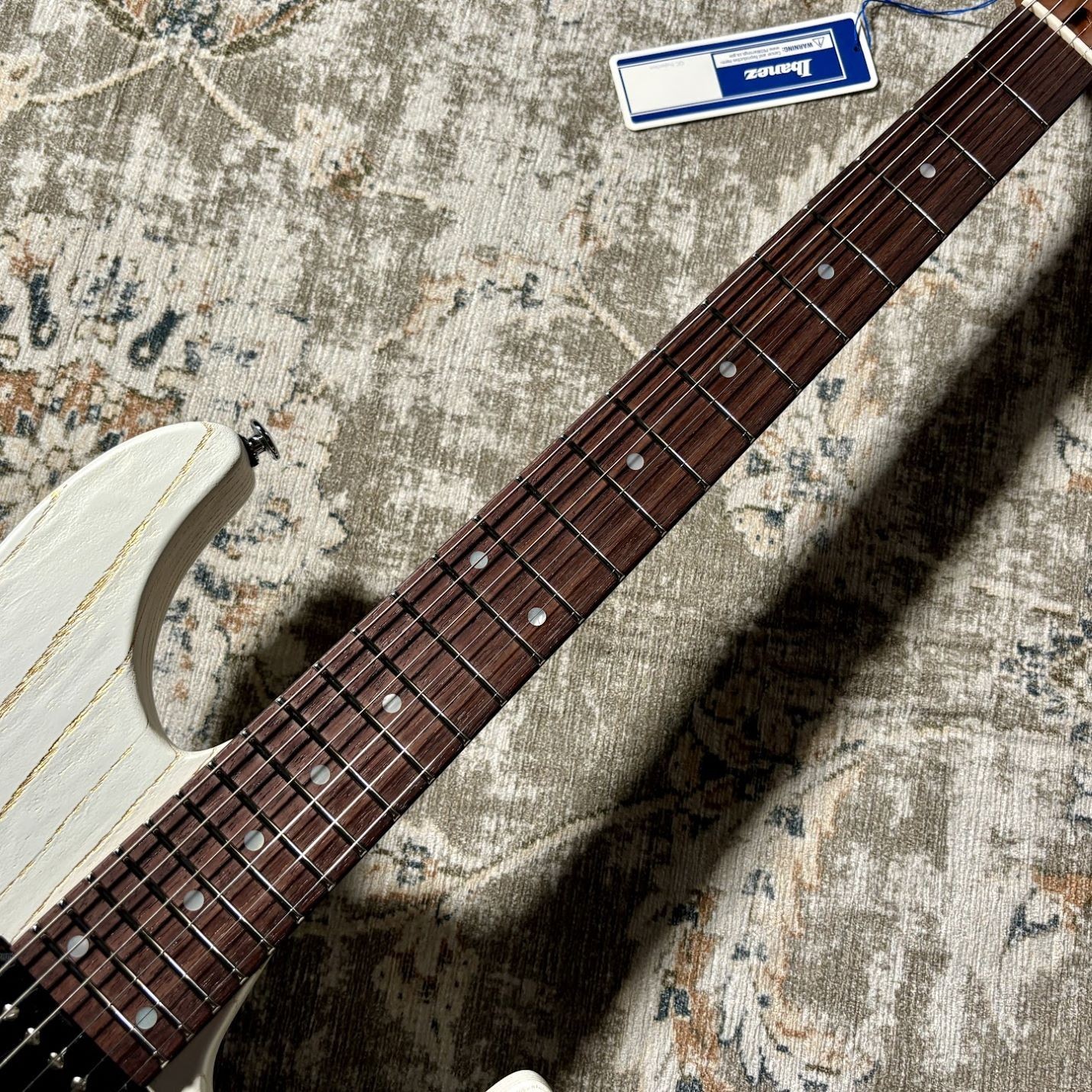 Ibanez / AZ2402AR CGW (Coarse Grain White Flat) Electric Guitar