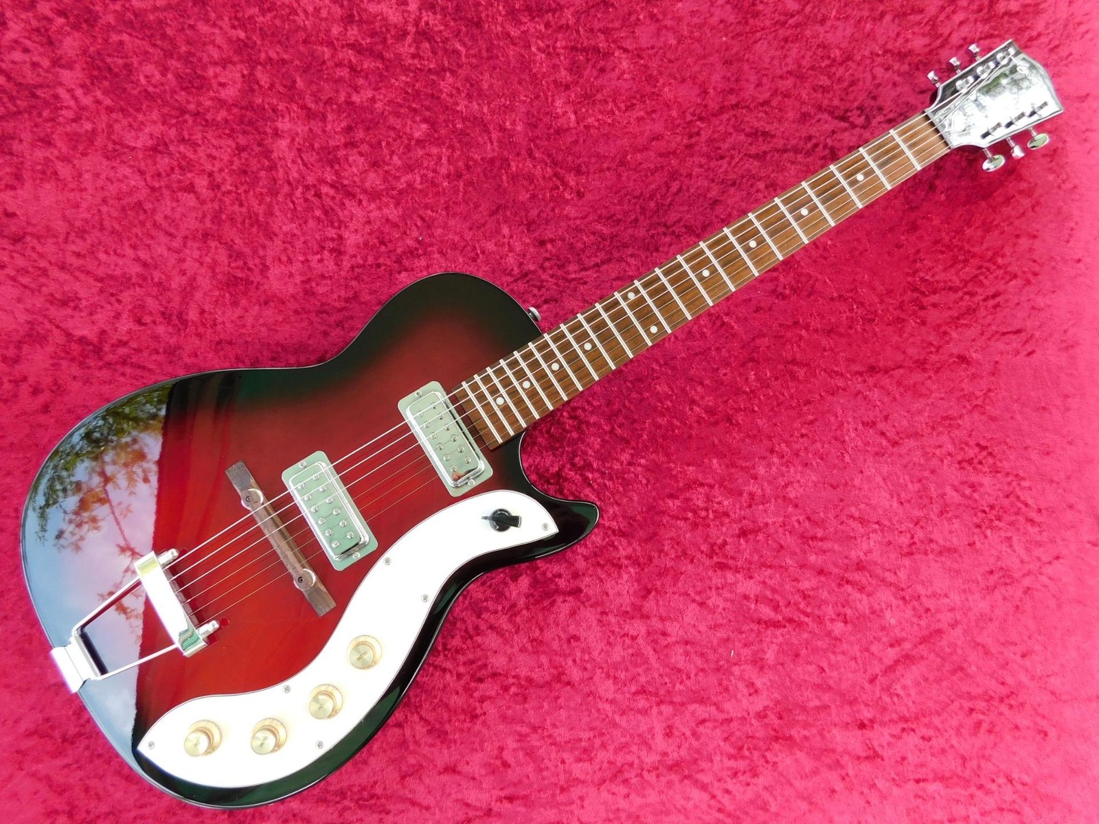 Jay Turser JT-1423, 60’s Style Electric Guitar, Capacitors Upgraded, Very Nice