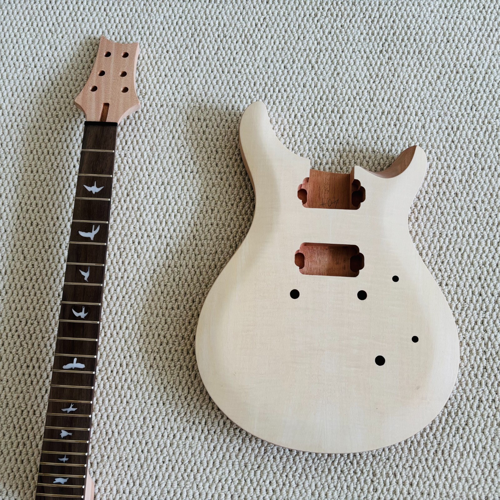 DIY Electric Guitar Unfinished Kit Flame Maple Top Wraparound 6 String BK Part