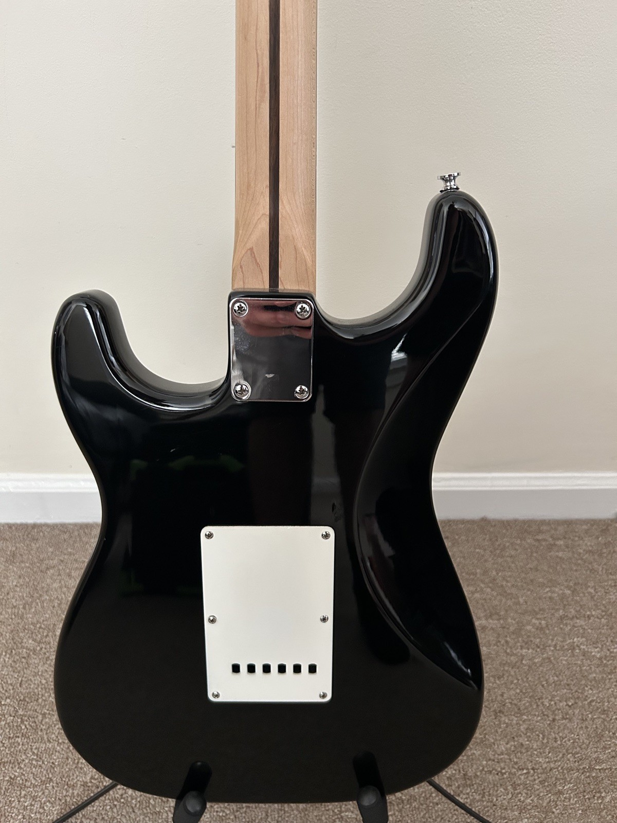 USED 2010 Starcaster Electric Guitar by Fender