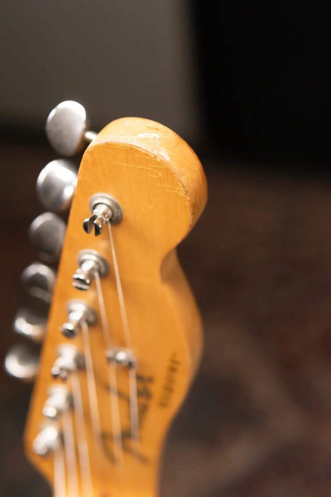 Fender 1956 Esquire Electric Guitar – Refinished Yellow with Hardshell Case – Us