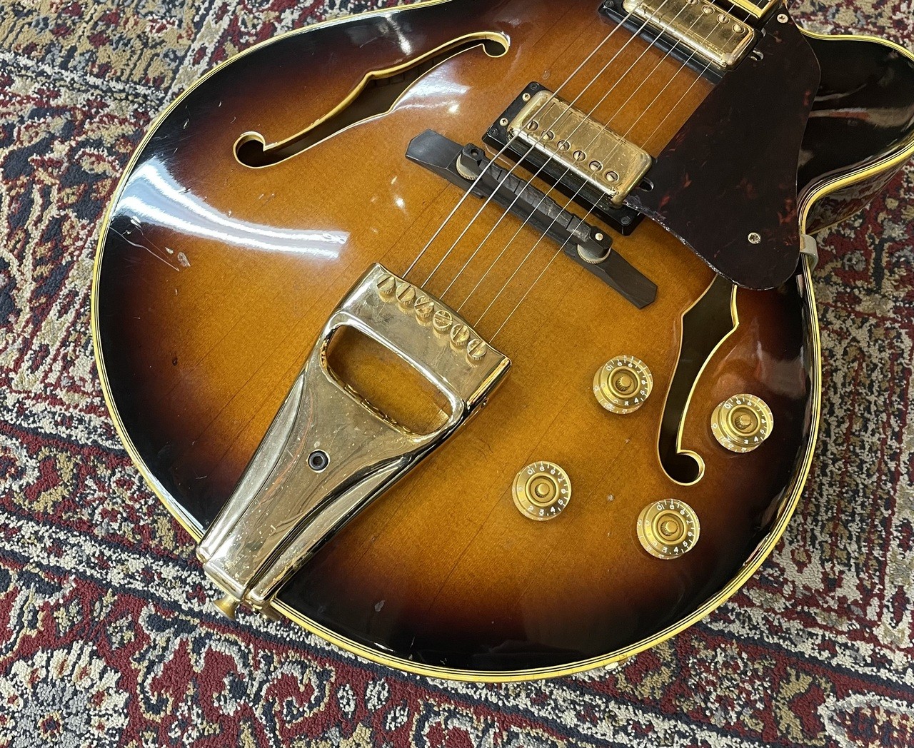 Greco SW-1200 Sunburst 1979 Vintage Full-Acoustic Archtop Gig Bag Used