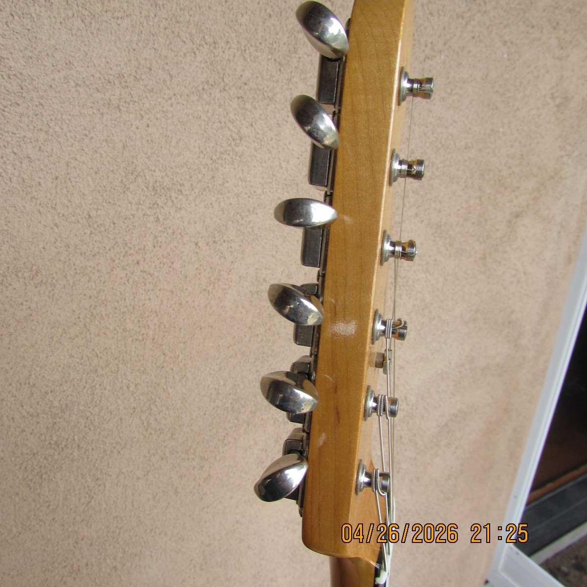Tokai Springy Sound Stratocaster Collector