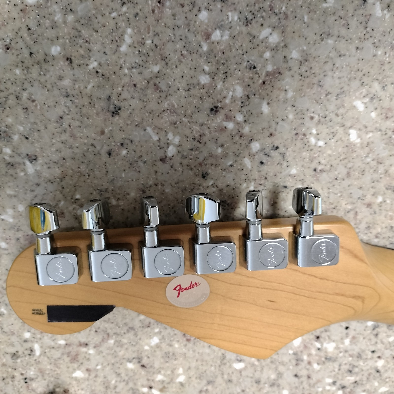 1996 Fender 50th Anniversary American Lone Star Stratocaster – Hardshell Case