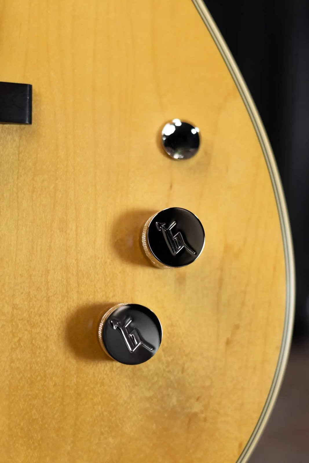 Gretsch G6131-MY Malcolm Young Signature Jet Electric Guitar – Natural with Hard
