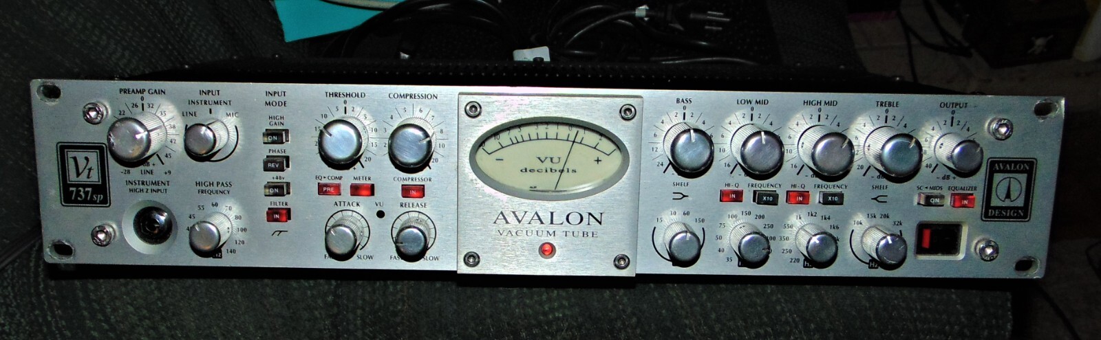 Avalon Design VT-737sp Channel Strip (NOTE: Buy on Reverb or Sweetwater)
