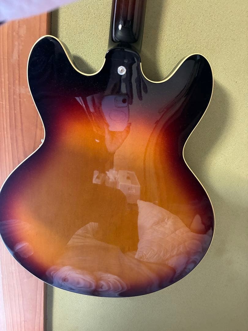 Archtop Tribute At135Stp Sunburst Semi-Aco No.MG1000