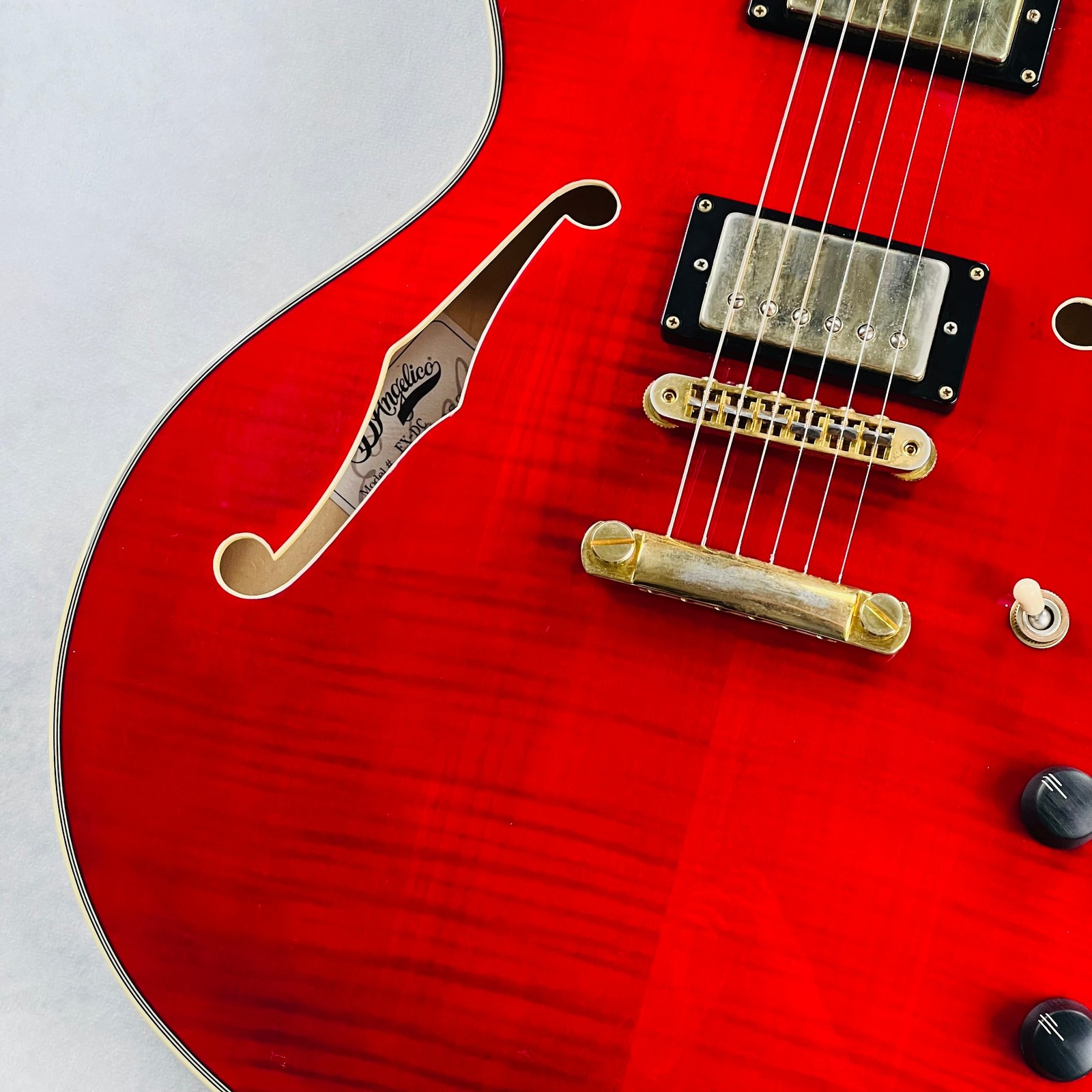 D’Angelico EX-DC Excel 2013 – Transparent Red