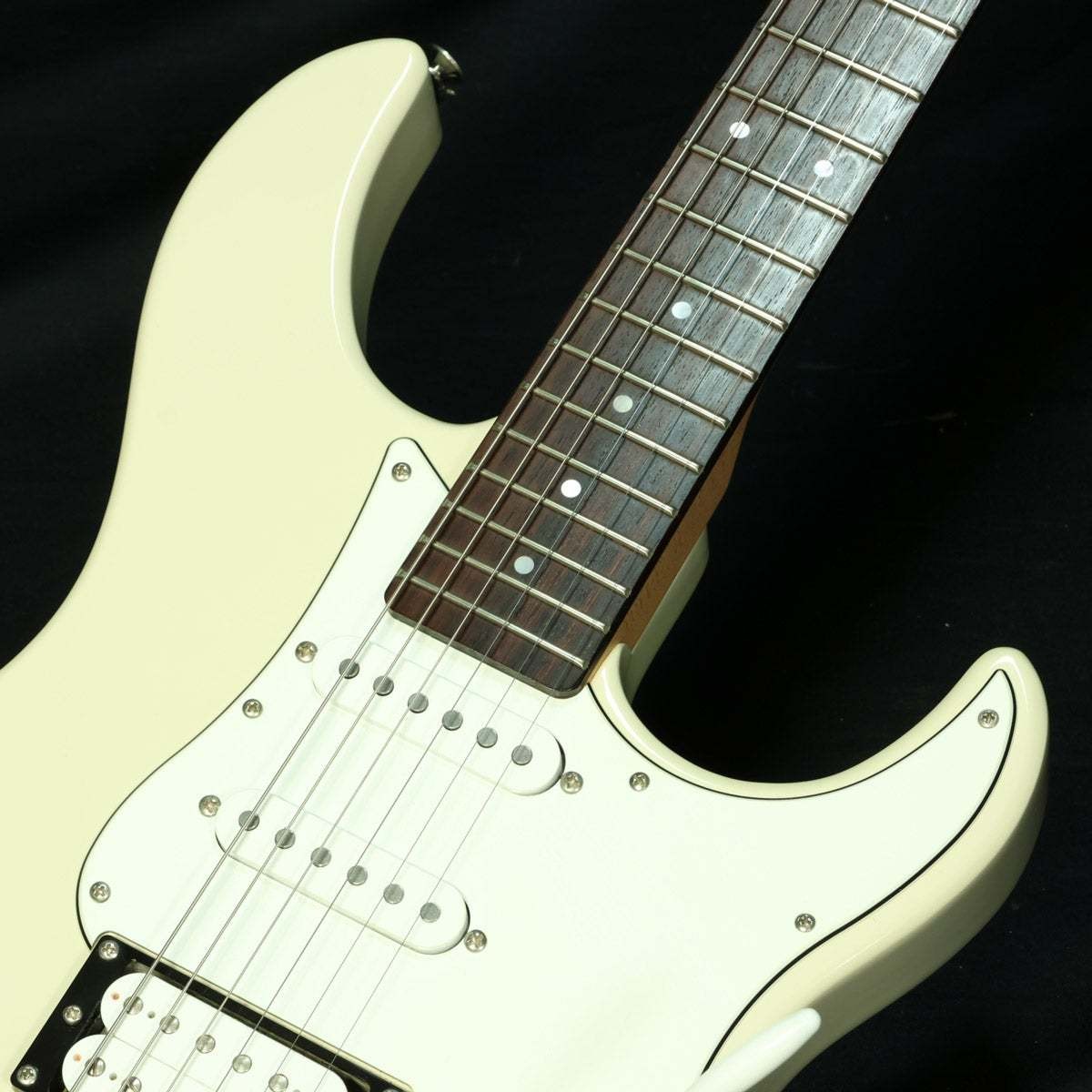 YAMAHA Pacifica PAC112V Vintage White (Fukuoka Store)