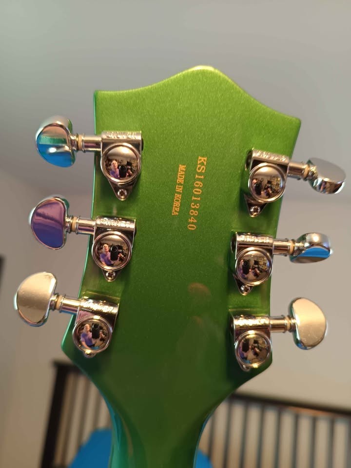 Gretsch G5622T Electromatic Semi-Hollow Electric Guitar BIGSBY Green w/ Case