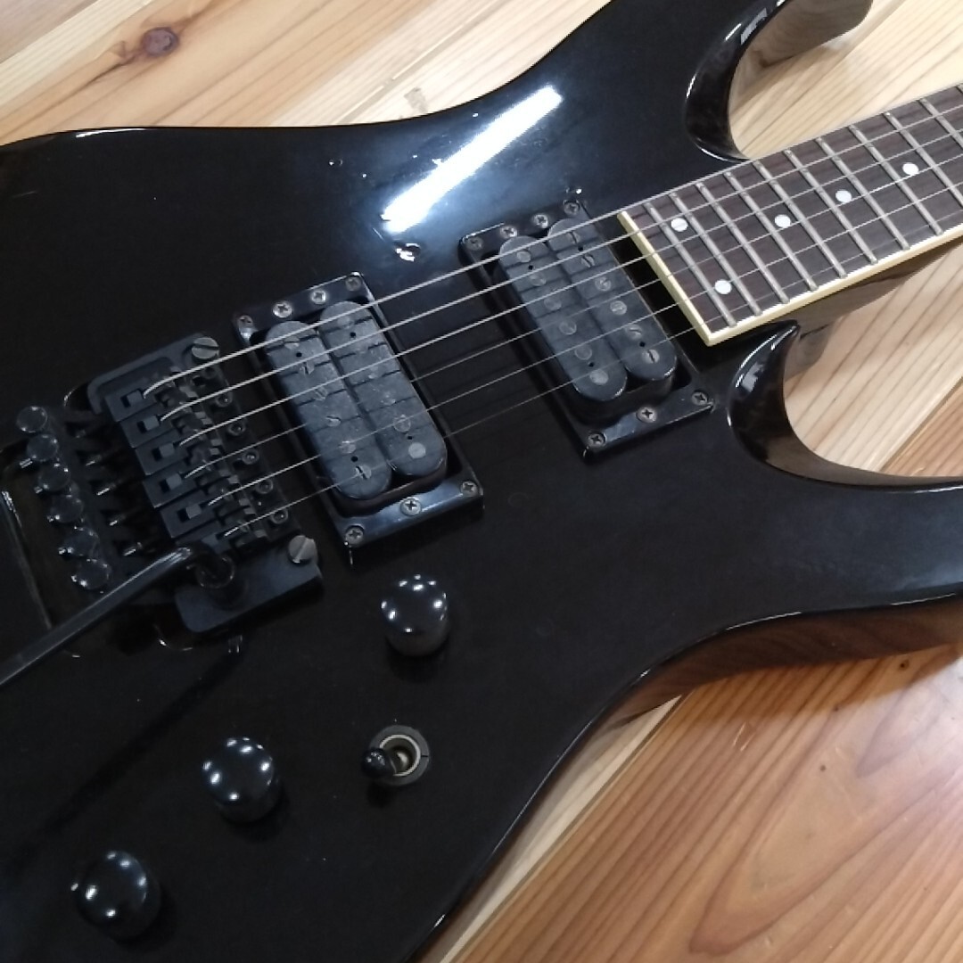 Electric guitar YAMAHA RGX820? Unusual specification Floyd patent Otokougumi
