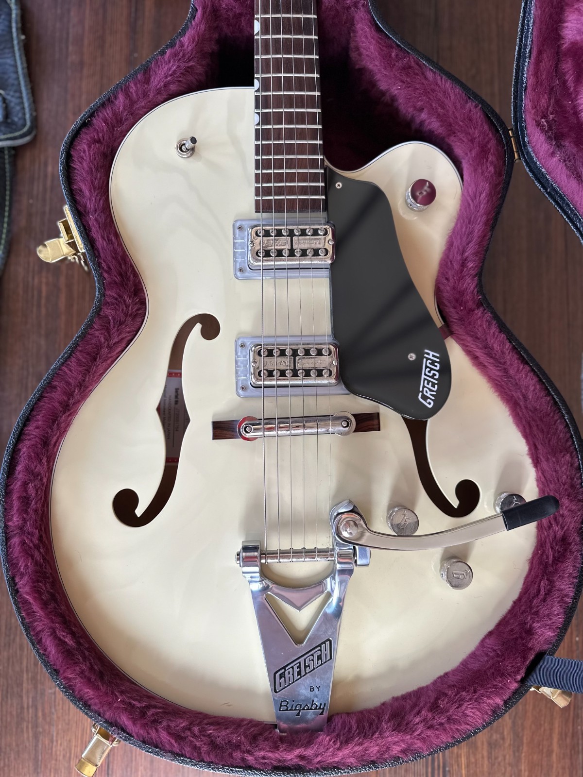Gretsch 6118T-LIV Anniversary Lotus Ivory Guitar